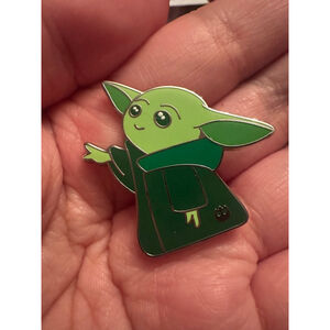 NEW 2025 WDW Hidden Mystery Pin - Wave B Grogu, Star Wars CHASER